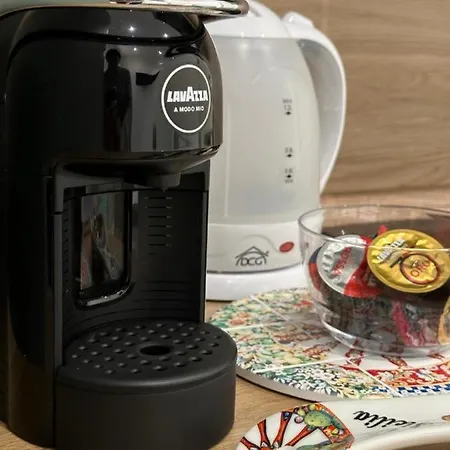 Annale Διαμέρισμα *